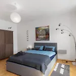 Leben Apartment *